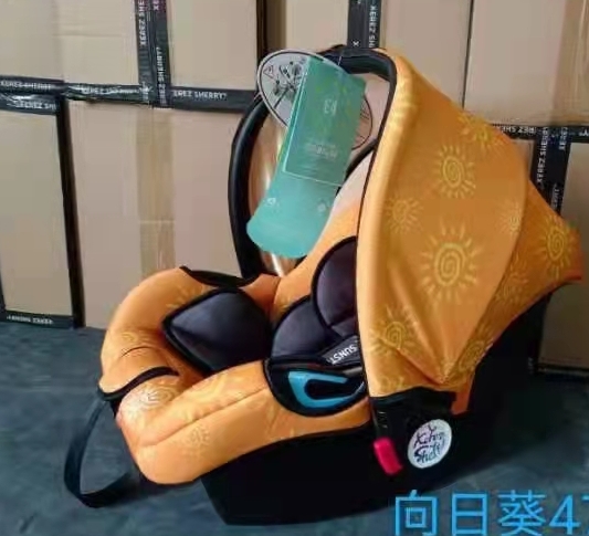 43433 - Child car seat China